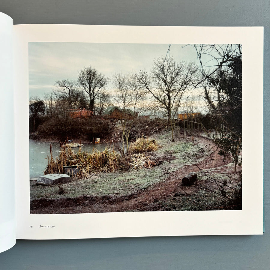 Helm Southam (signed) - The Pond at Upton Pyne - Imagebeeld 2024 - Saint-Martin Bookshop