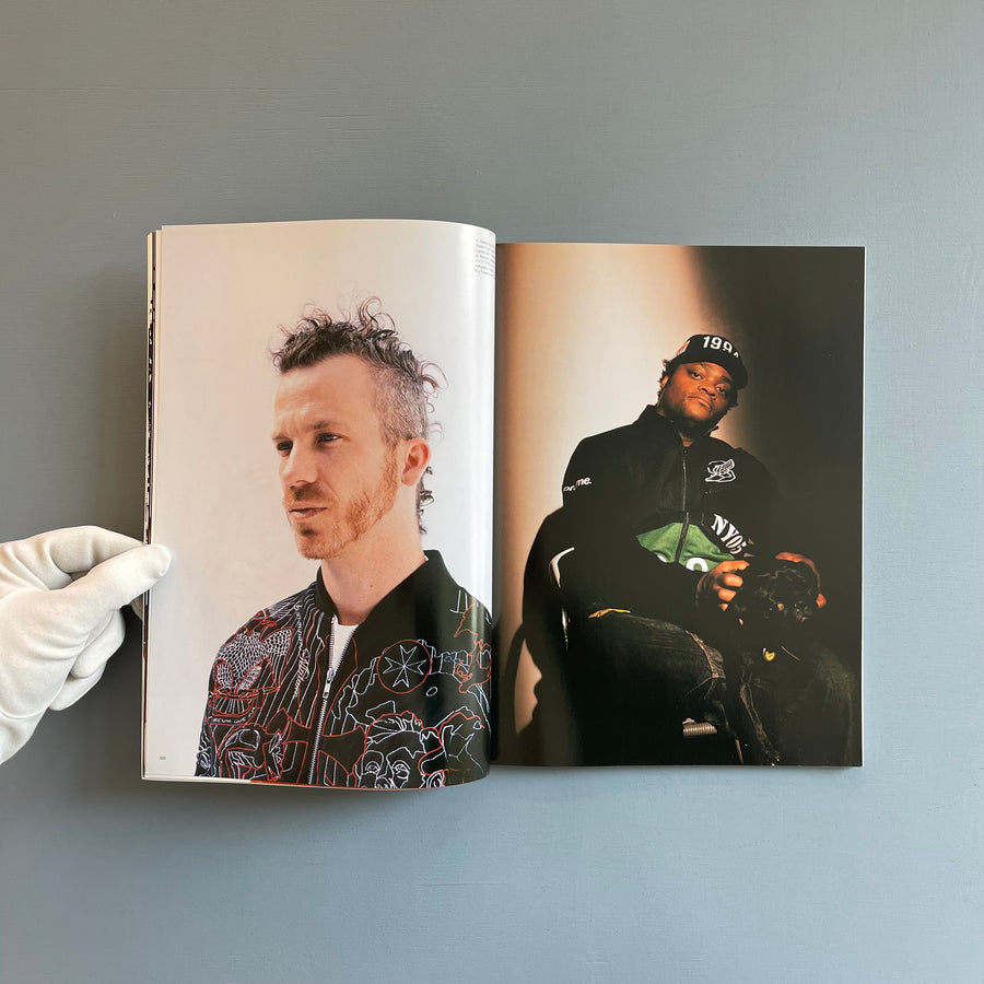Supreme Book - A/W Complete catalogue 2005 - Saint-Martin Bookshop