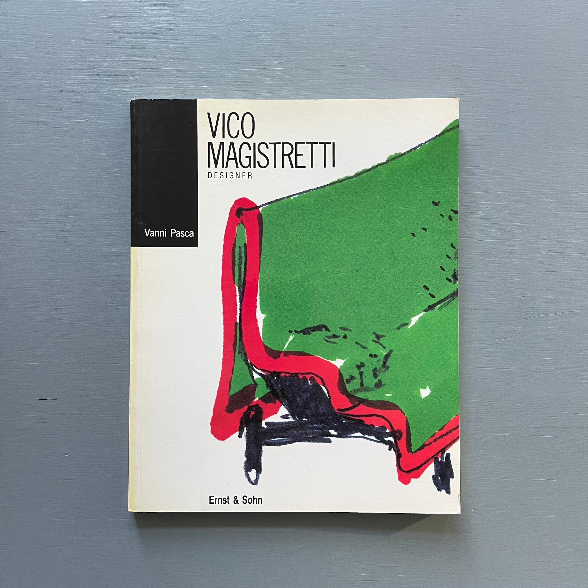 Vico Magistretti デザイン本 Vico Magistretti. Designer - Ernst & Sohn 1991 - Saint