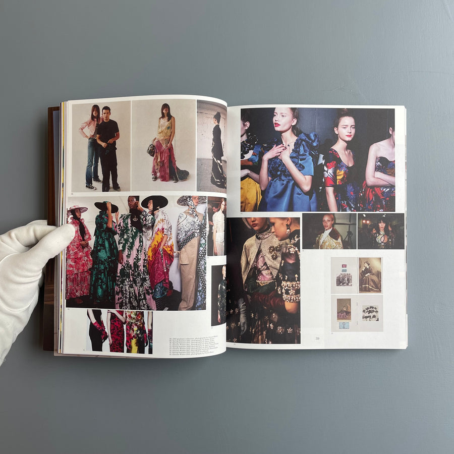 A Magazine curated by Erdem - N°24 - 2022 - Saint-Martin Bookshop