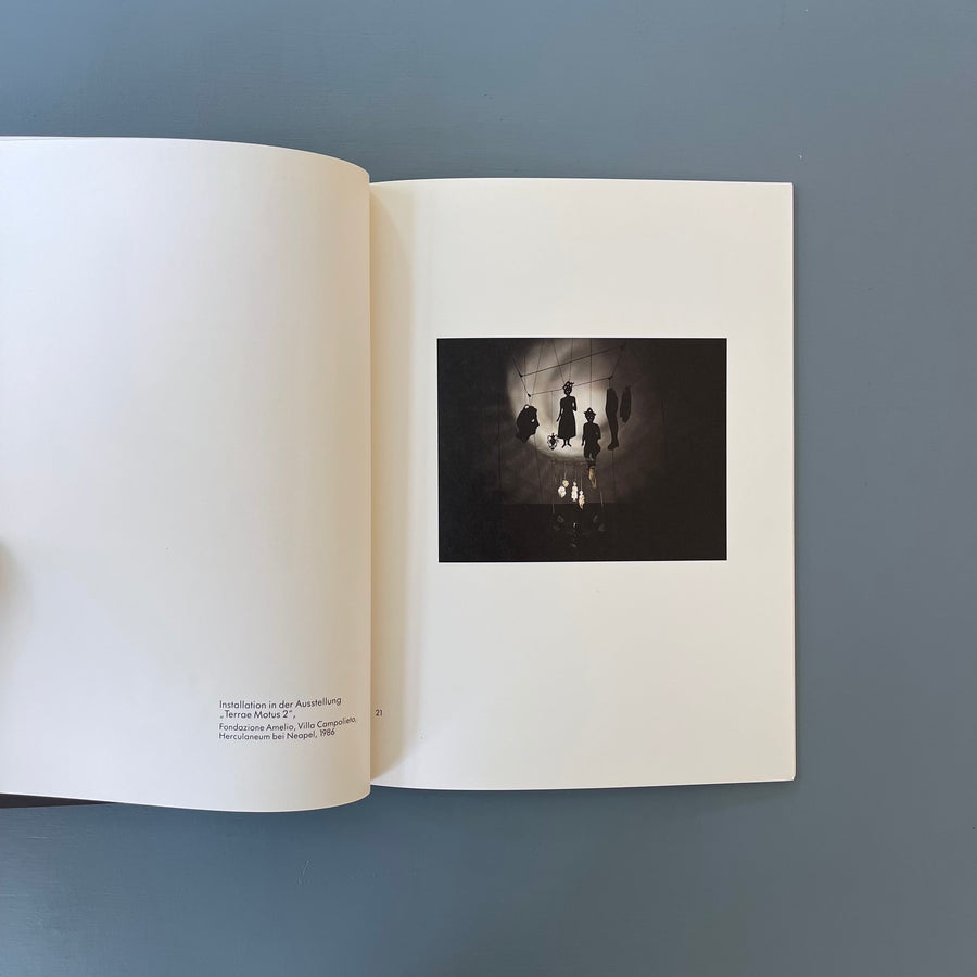 Christian Boltanski - Leçon des Ténèbres - Kunstverein München 1986 - Saint-Martin Bookshop