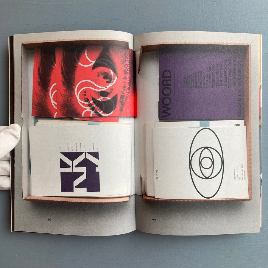 Wim Crouwel - A graphic odyssey. Catalogue - Design Museum 2011 - Saint-Martin Bookshop
