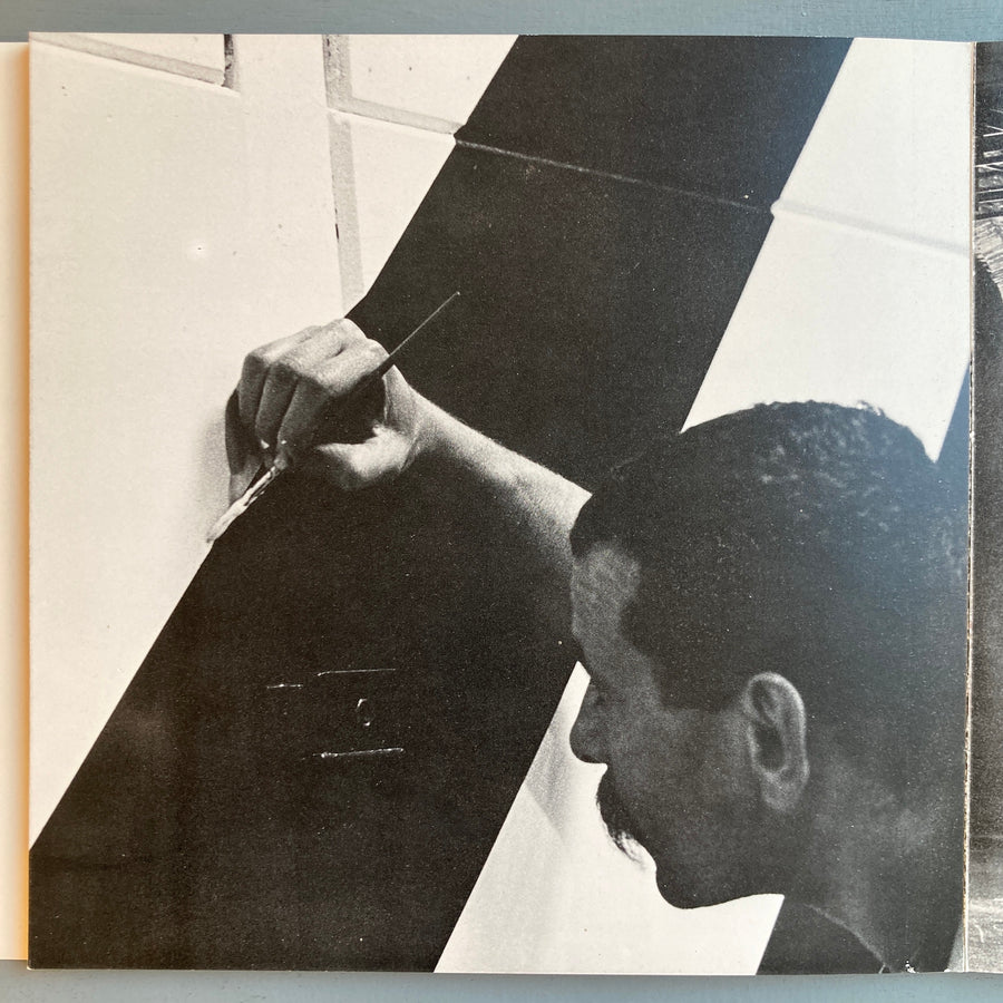 Sol Lewitt - Lignes en quatre directions et toutes leurs combinaisons (leporello) - CAPC 1983 - Saint-Martin Bookshop