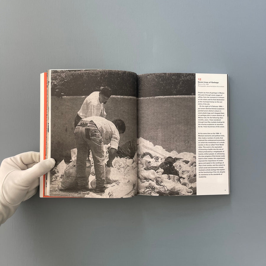 Francis Alÿs - A story of deception - Lanoo 2010 - Saint-Martin Bookshop