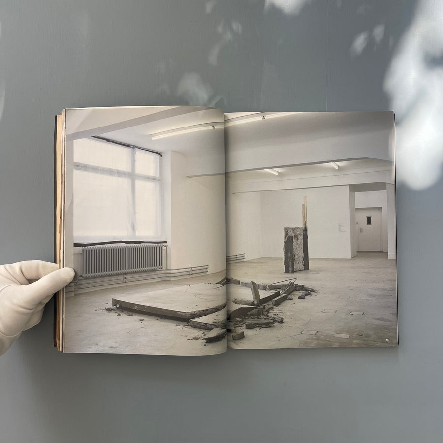 Oscar Tuazon - I can’t see - DoPe Press / Paraguay Press 2010 - Saint-Martin Bookshop