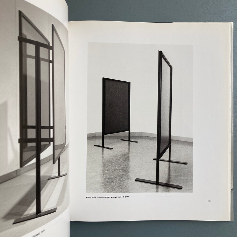 Gerhard Richter (signed) - Eight grey - Deutsche Guggenheim 2002 - Saint-Martin Bookshop