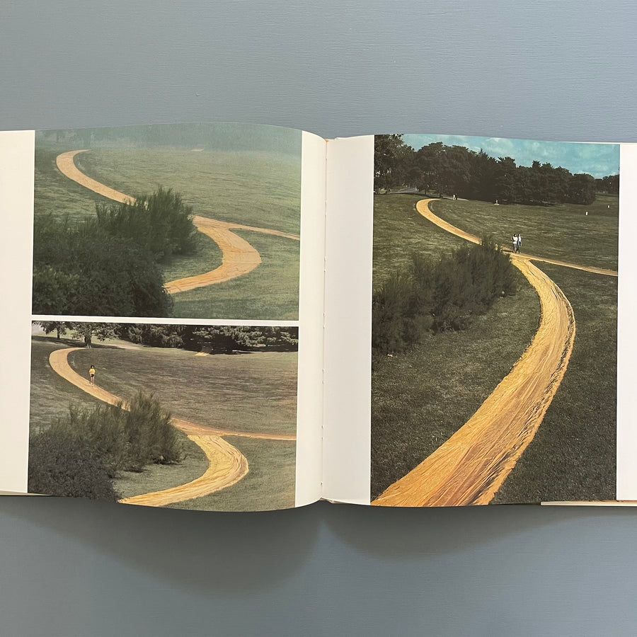 Christo - Wrapped Walk Ways Abrams 1978 - Saint-Martin Bookshop