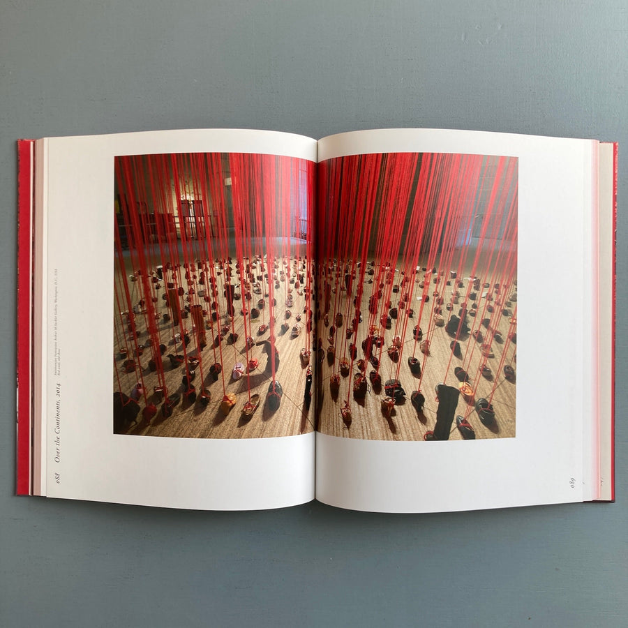 Chiharu Shiota - The Key in the Hand - Distanz 2015 - Saint-Martin Bookshop