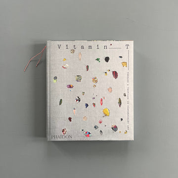 Vitamin T - Threads and Textiles in Contemporary Art - Phaidon 2019 - Saint-Martin Bookshop