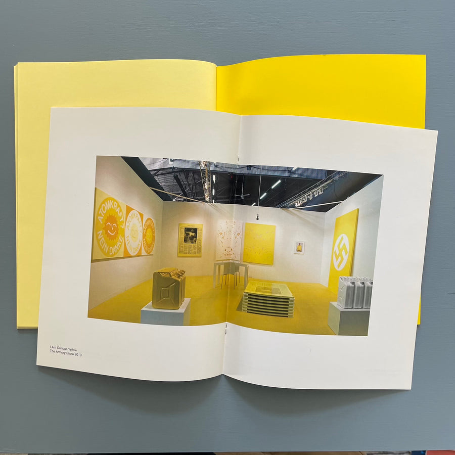 Adam McEwen - I am curious yellow - Nicole Klagsbrun Gallery 2010 - Saint-Martin Bookshop