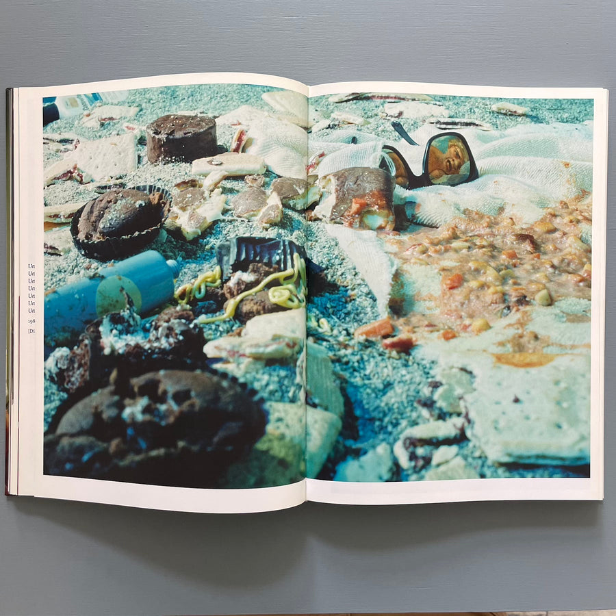 Cindy Sherman - Flammarion 2006 - Saint-Martin Bookshop Cindy Sherman - Flammarion 2006 - Saint-Martin Bookshop