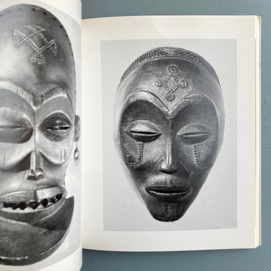 Art et Mythologie - Figures tshokwe - Fondation Dapper 1988 - Saint-Martin Bookshop