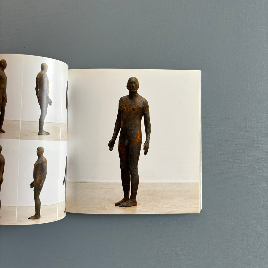 Antony Gormley - Another Singularity - Galleria Continua Beijing 2009 - Saint-Martin Bookshop