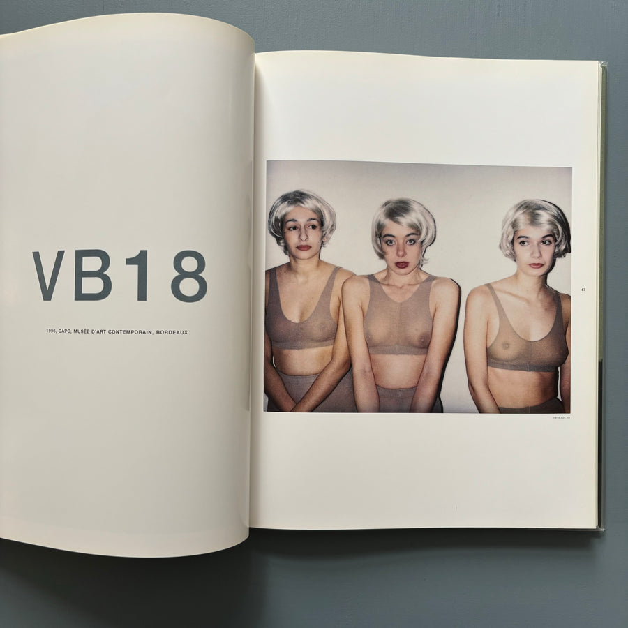 Vanessa Beecroft - VB 08-36 Performances - Hatje Cantz 2000 - Saint-Martin Bookshop