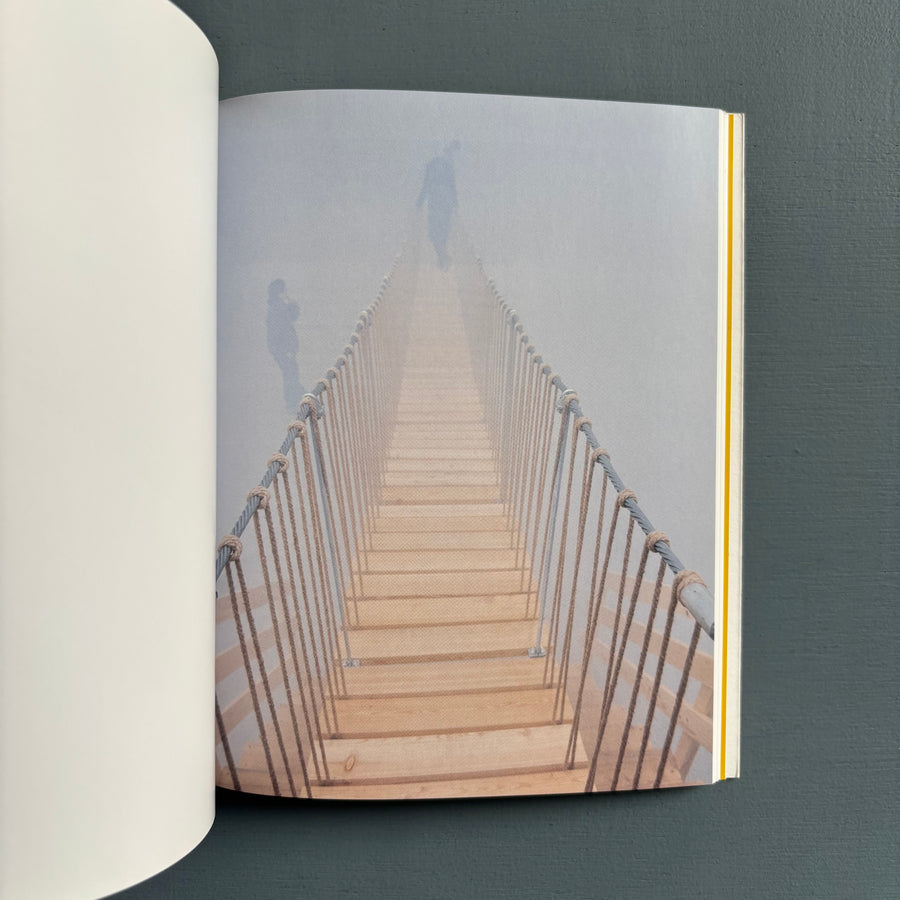 Olafur Eliasson - The mediated motion - Kunsthaus Bregenz 2002 - Saint-Martin Bookshop