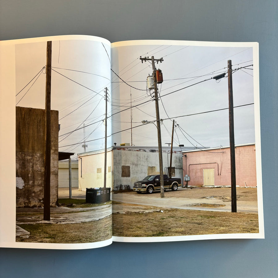 Mark Power - Good Morning, America (Volume I) - Gost 2019 - Saint-Martin Bookshop