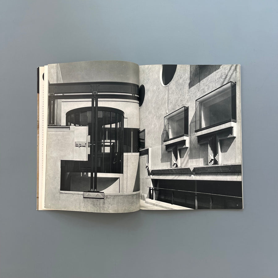 GA 63 Carlo Scarpa - Global Architecture 1983 - Saint-Martin Bookshop