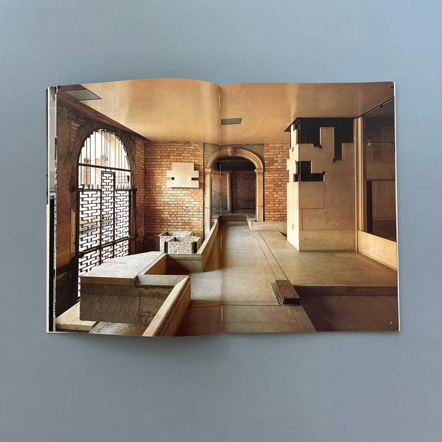 GA 51 Carlo Scarpa - Global Architecture 1979 - Saint-Martin Bookshop