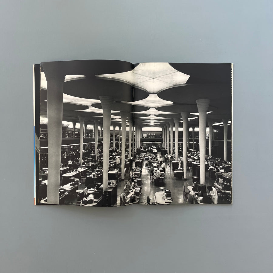 GA 01 Frank Lloyd Wright - Global Architecture 1970 - Saint-Martin Bookshop