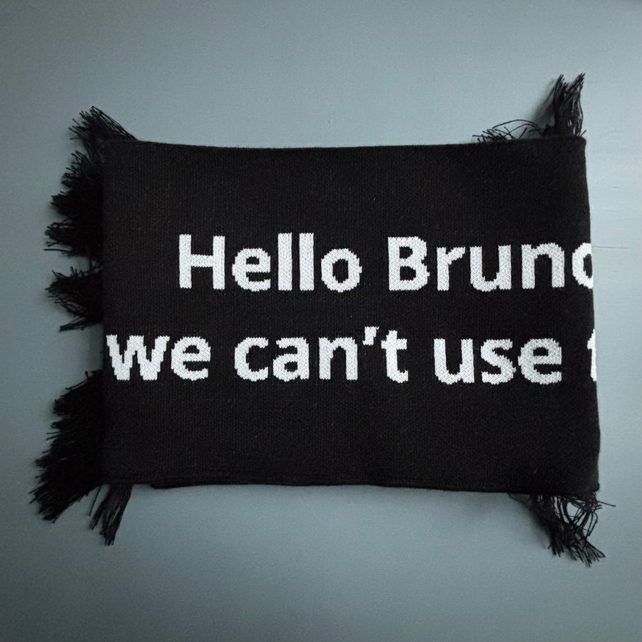 Bruno Brunet - Hello Bruno scarf  - Busybyz 2024 - Saint-Martin Bookshop