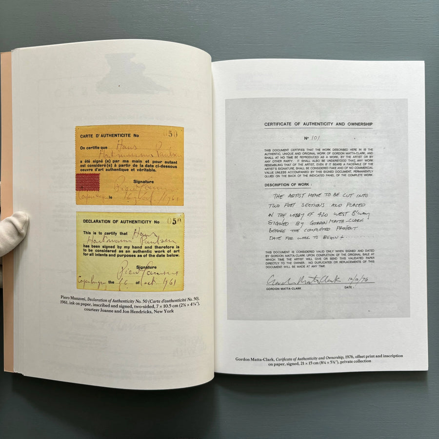 In Deed: Certificates of Authenticity in Art - Roma Publications 2011 - Saint-Martin Bookshop