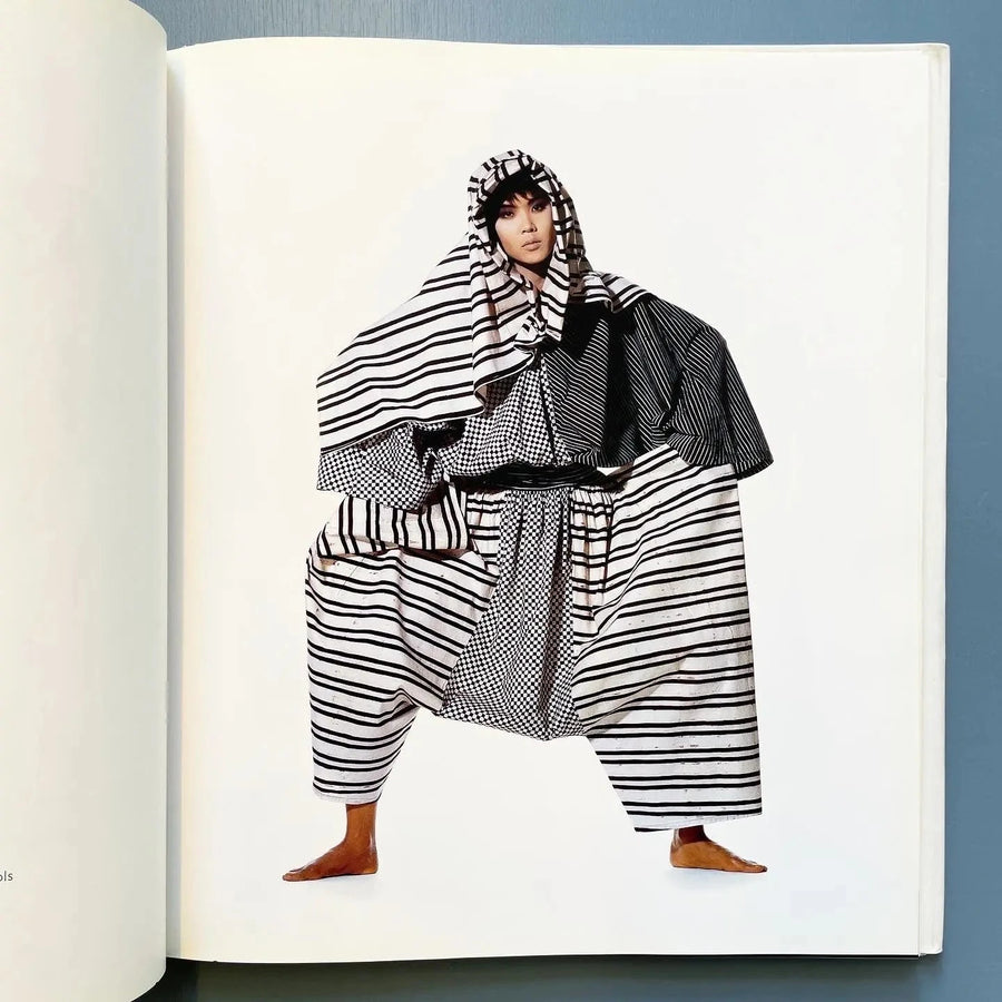 Issey Miyake - Photographs By Irving Penn - Little, - Saint-Martin 