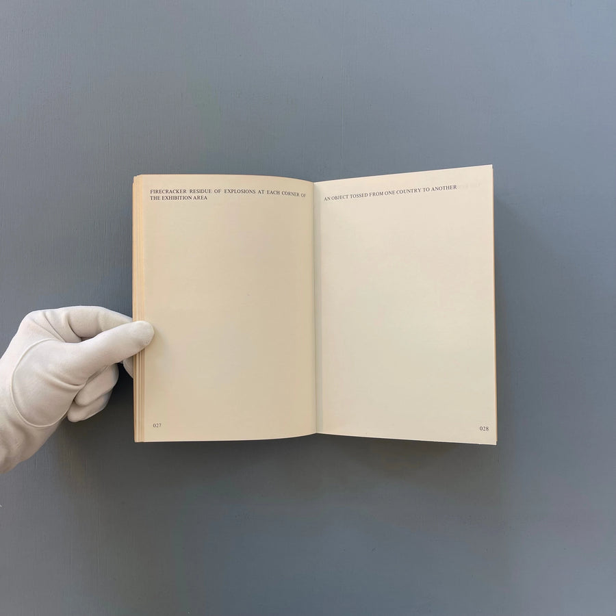 Lawrence Weiner - Works - Anatol AV und Filmproduktion 1977 - Saint-Martin Bookshop