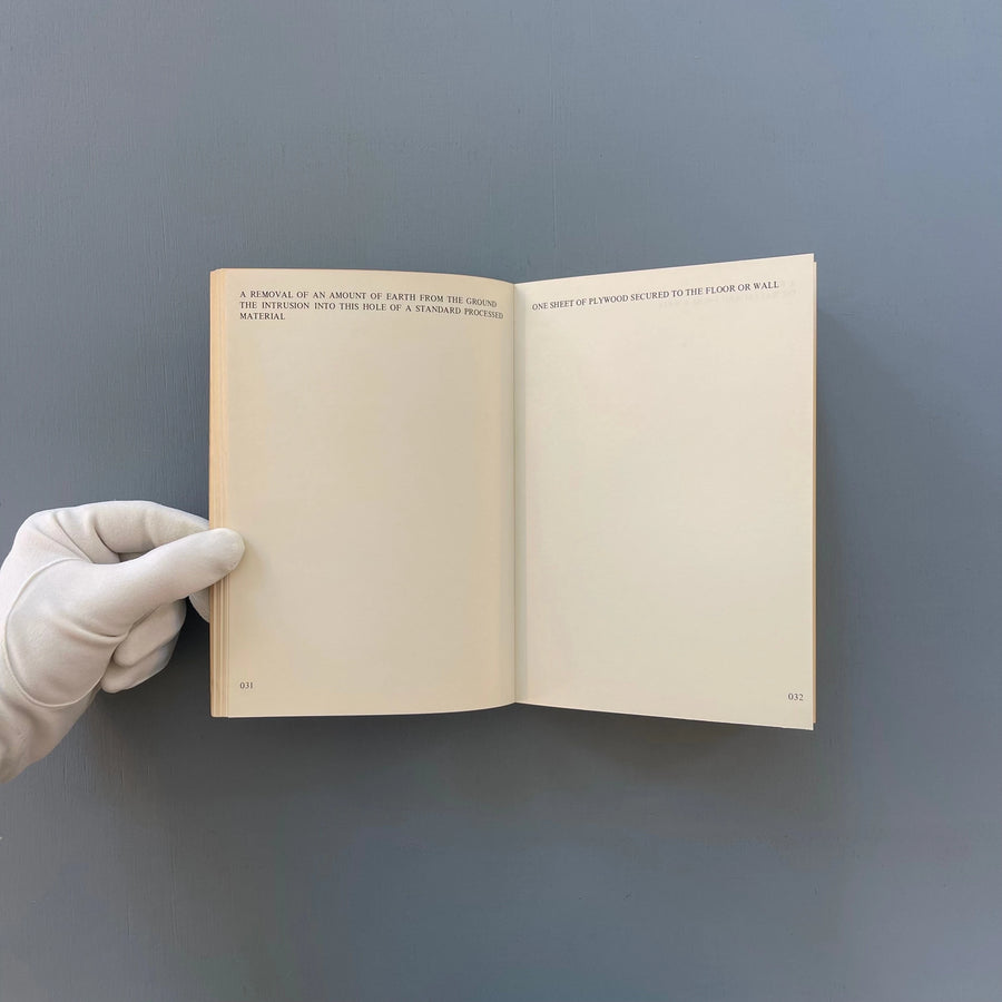 Lawrence Weiner - Works - Anatol AV und Filmproduktion 1977 - Saint-Martin Bookshop