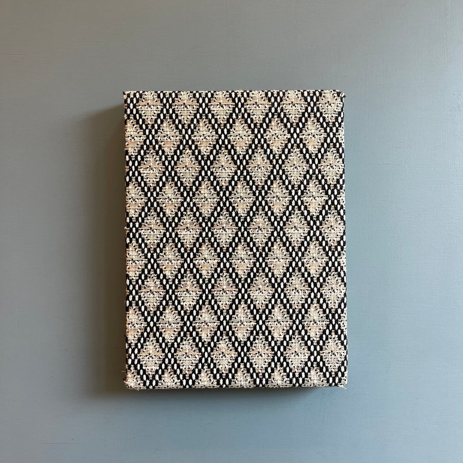 Lesage Collector Limited Edition N22 Box Set CHANEL - Cabana Magazine 2024