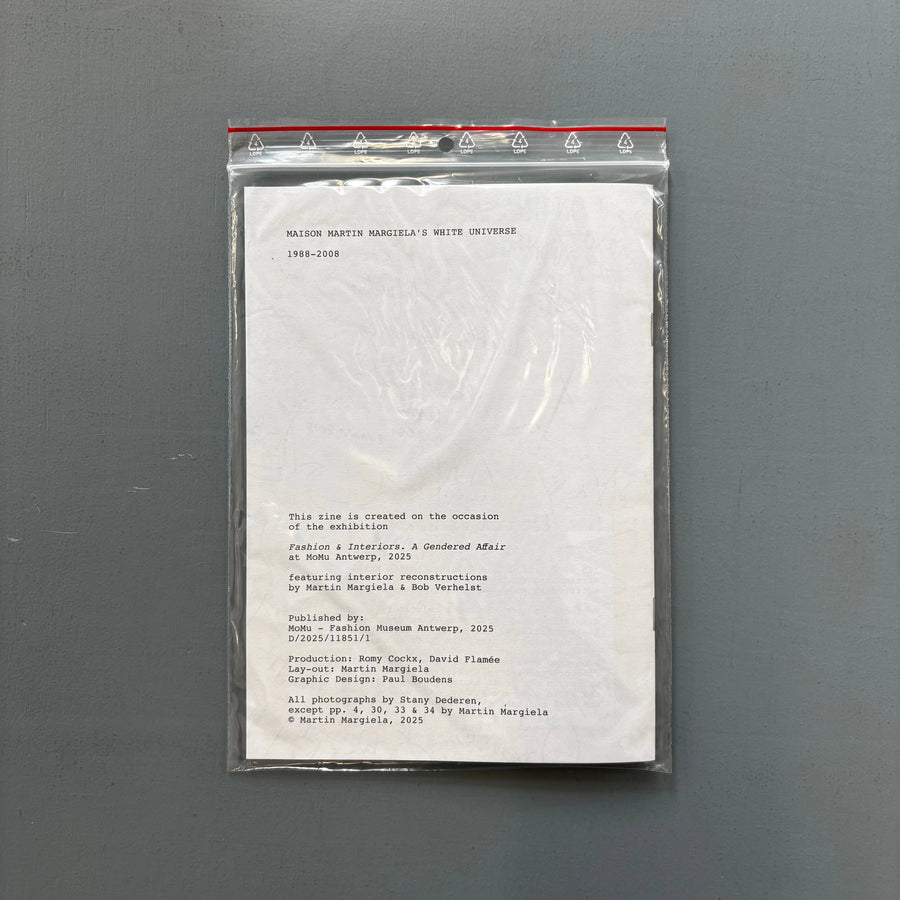Maison Martin Margiela's White Universe 1988-2008 - MoMu 2025 - Saint-Martin Bookshop