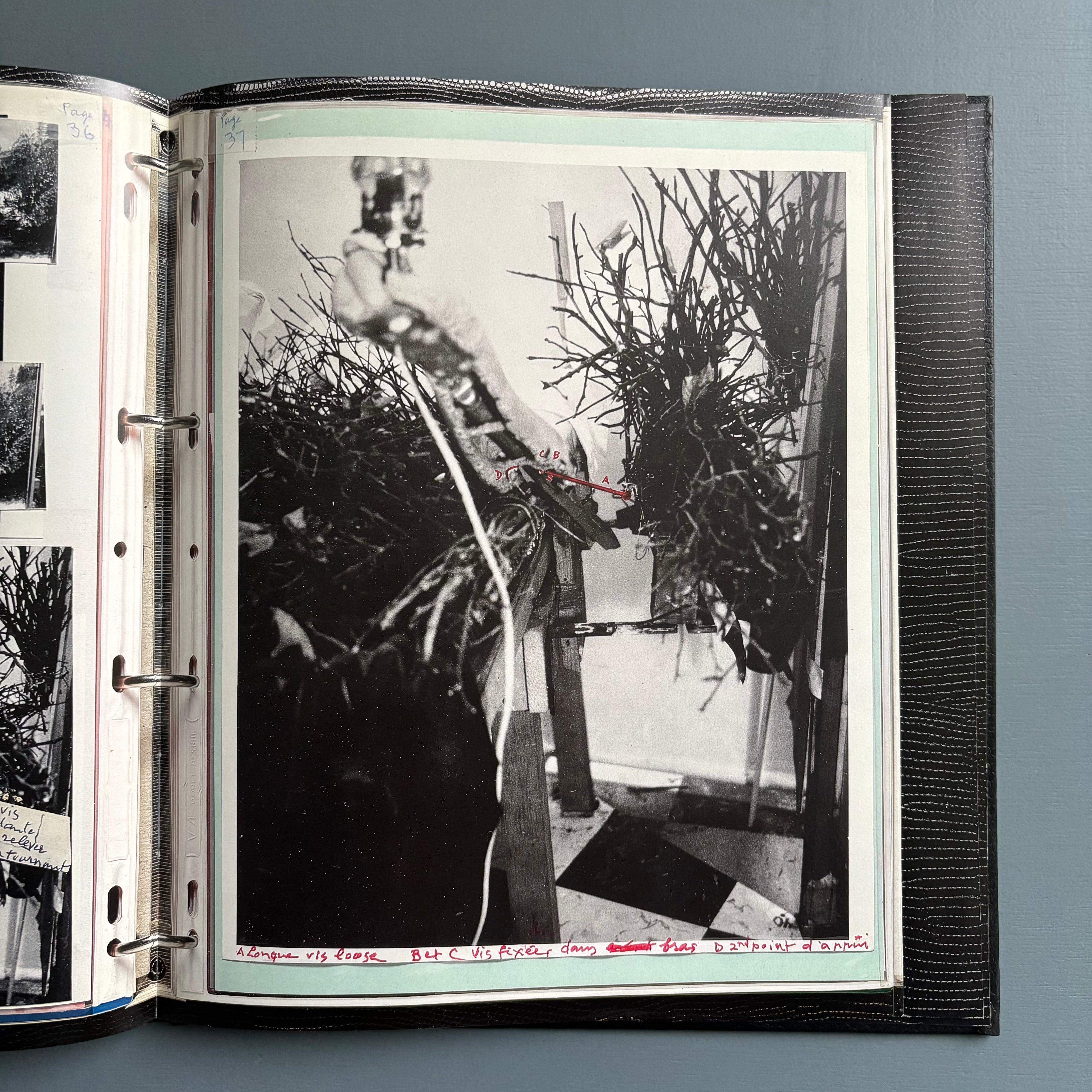 Marcel Duchamp - Manual of Instructions for Etant Donnés - - Saint