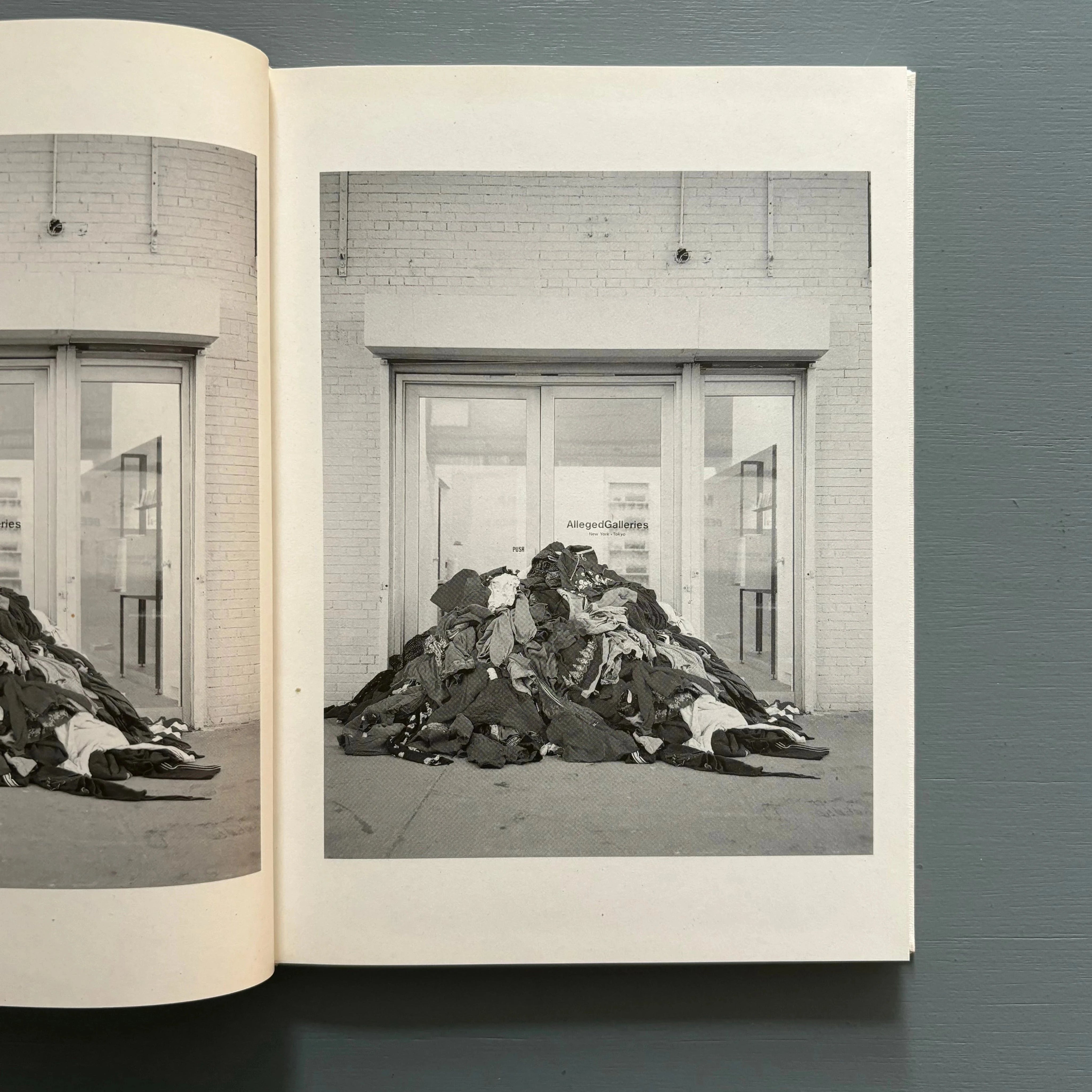 Mark Borthwick - All events are even - Purple Books 2002 - Saint