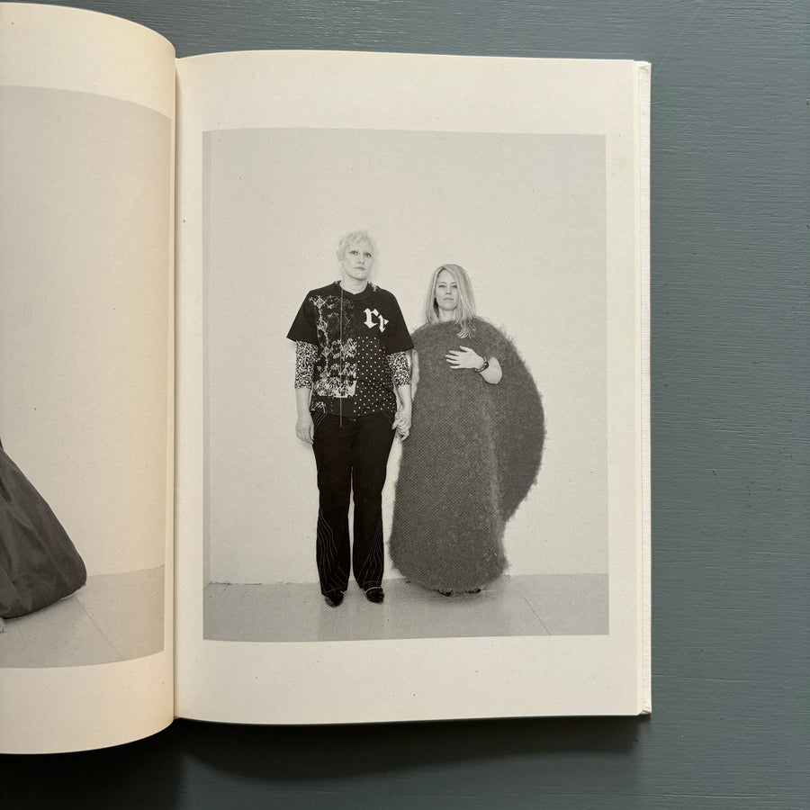 【新品】Mark Borthwick 「all events are even」 Mark Borthwick - All events are even - Purple Books 2002 - Saint