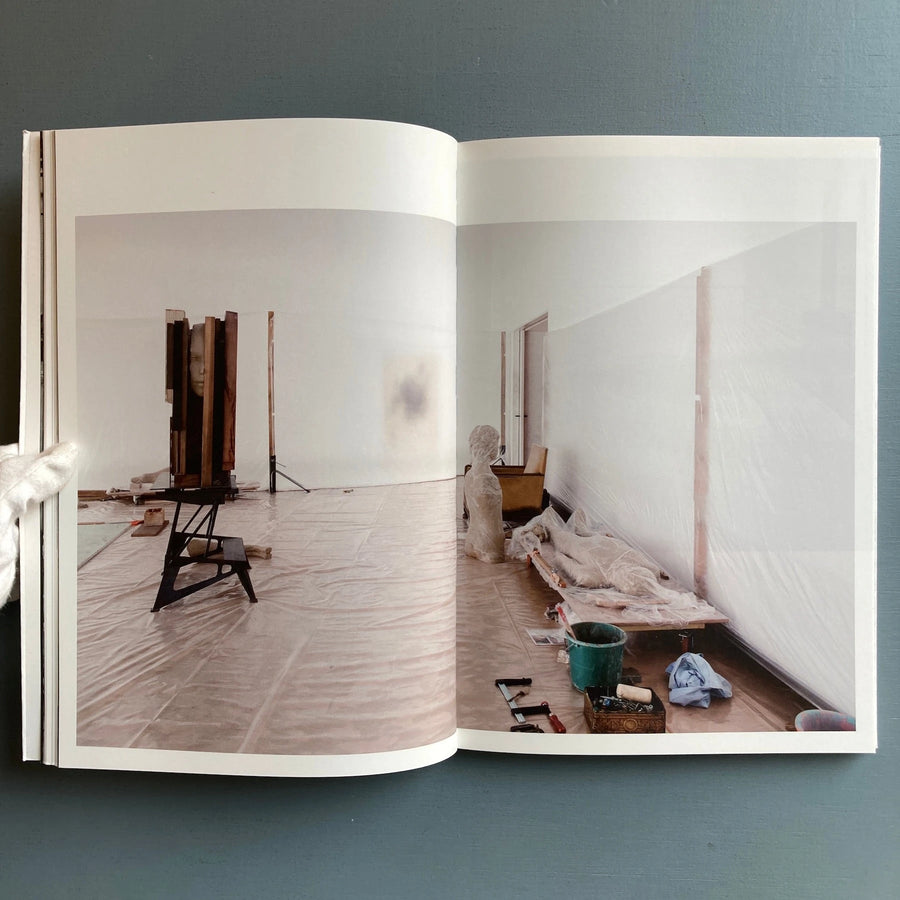 Mark Manders - Curculio bassos - Xunta de Galicia 2014 - Saint-Martin Bookshop