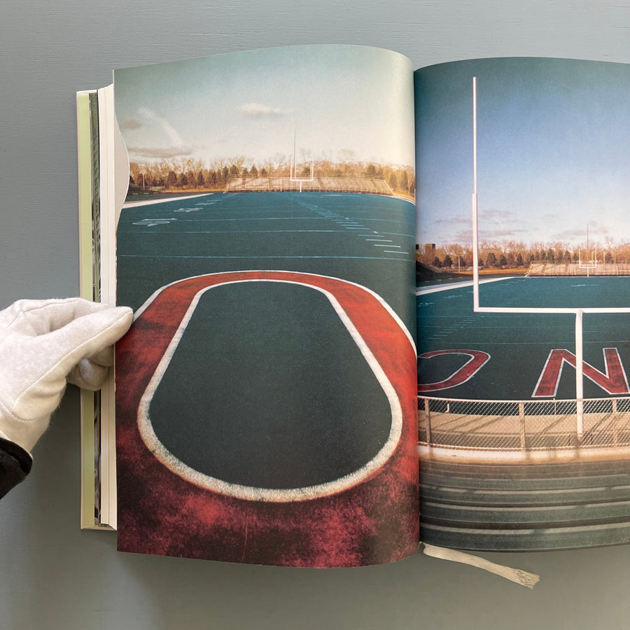 Matthew Barney - The Cremaster Cycle - Guggenheim 2002 - Saint-Martin Bookshop