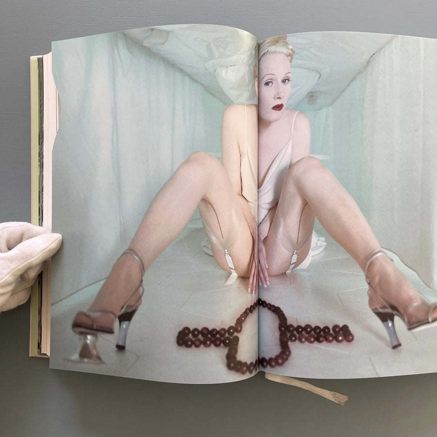 Matthew Barney - The Cremaster Cycle - Guggenheim 2002 - Saint-Martin Bookshop
