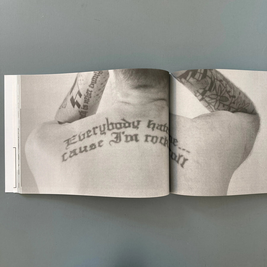 Maxime Muller - Dystopia I : album de famille - self-published 2018