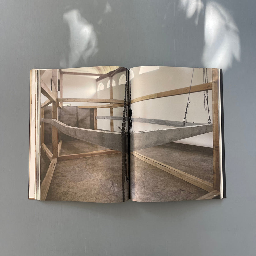 Oscar Tuazon - I can’t see - DoPe Press / Paraguay Press 2010 - Saint-Martin Bookshop