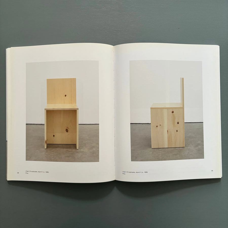 Donald Judd - A good chair is a good chair - Ikon Gallery / Pinakothek der Moderne 2011 - Saint-Martin Bookshop