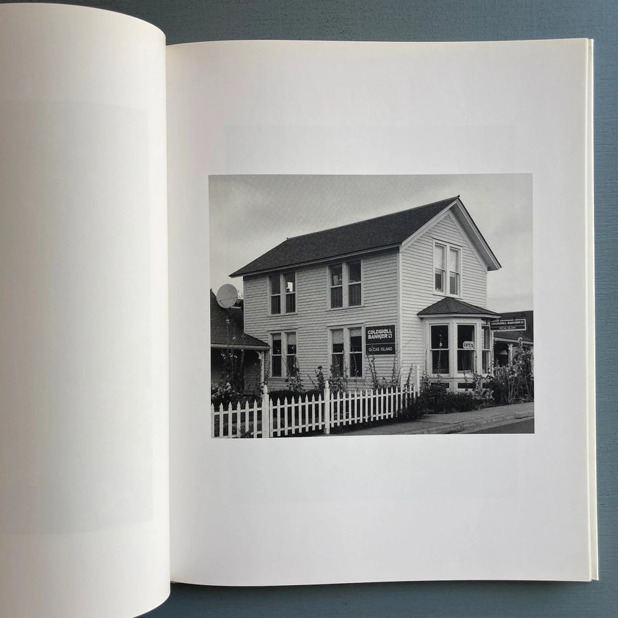 Roe Ethridge - Spare Bedroom - Self-published 2004 - Saint-Martin Bookshop