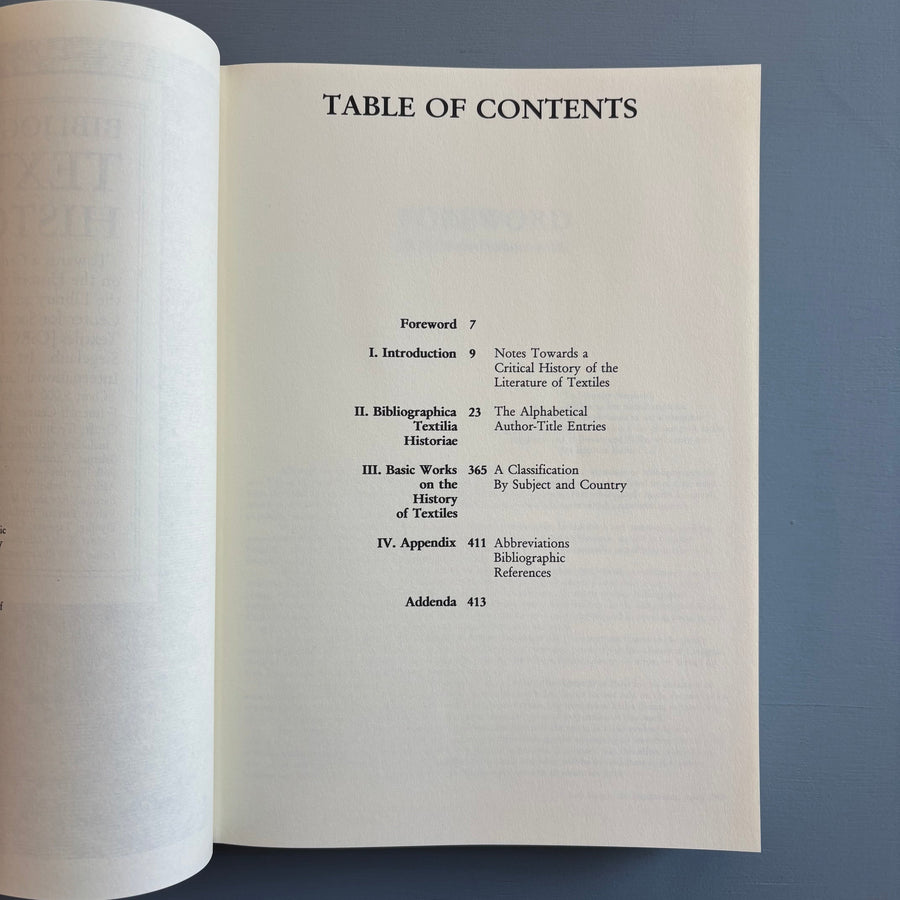 Seth Siegelaub - Bibliographica Textilia Historiae - International General 1997 - Saint-Martin Bookshop