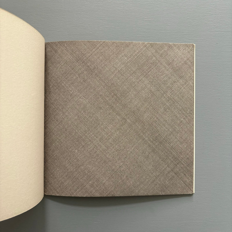 Sol Lewitt - Four basic kinds of Straight lines - Studio International 1969 - Saint-Martin Bookshop