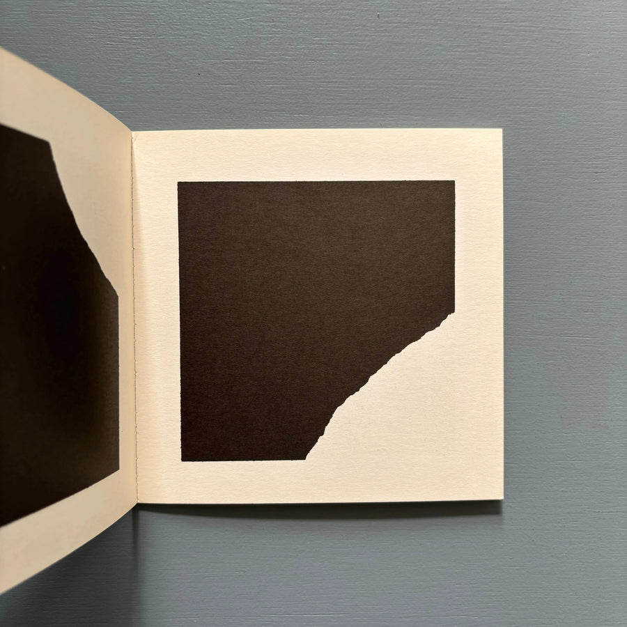 Sol Lewitt - Squares with sides and corners torn off - MTL 1974 - Saint-Martin Bookshop