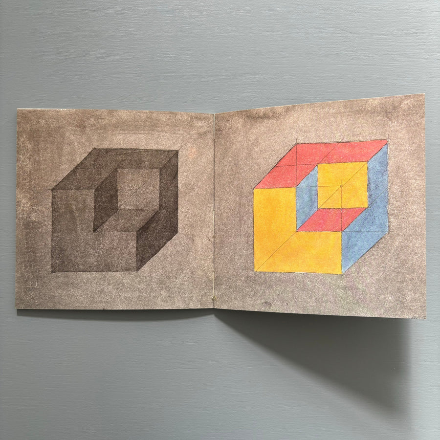 Sol Lewitt - Wall drawings - Chagny 1984 - Saint-Martin Bookshop