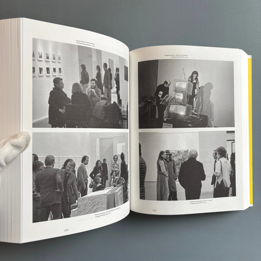 Sophie Richard - Unconcealed: The International Network of Conceptual Artists 1967-77 - Ridinghouse 2009 - Saint-Martin Bookshop