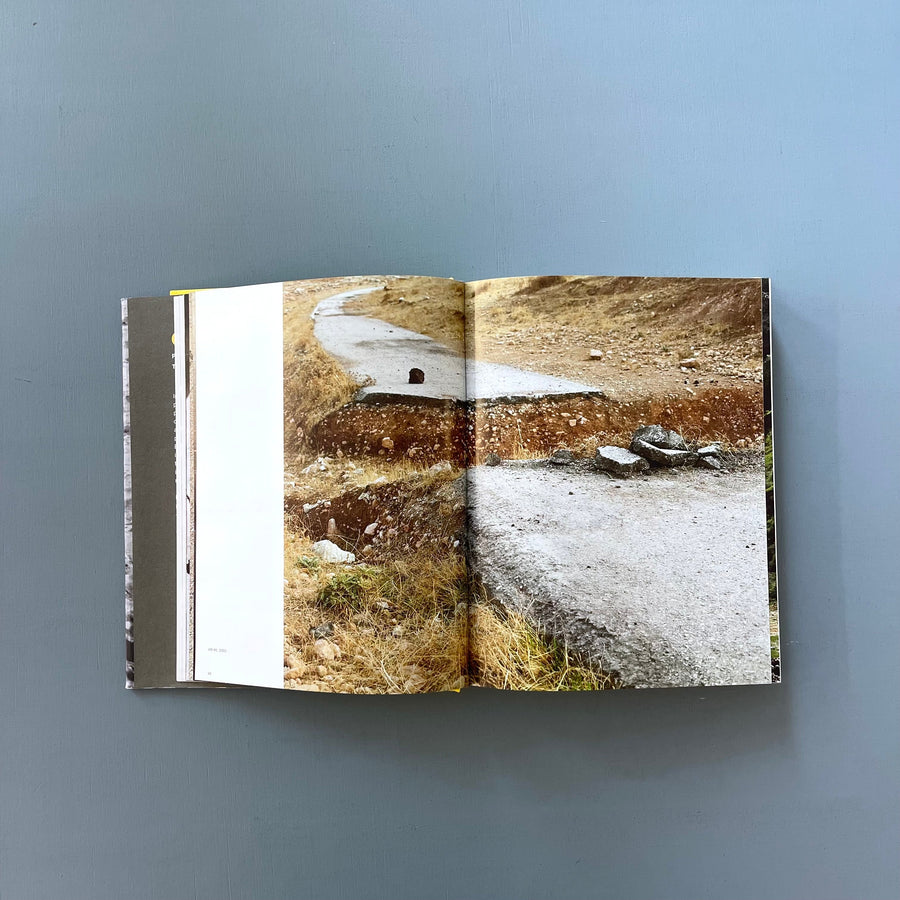 Sophie Ristelhueber - Operations - Thames & Hudson 2009