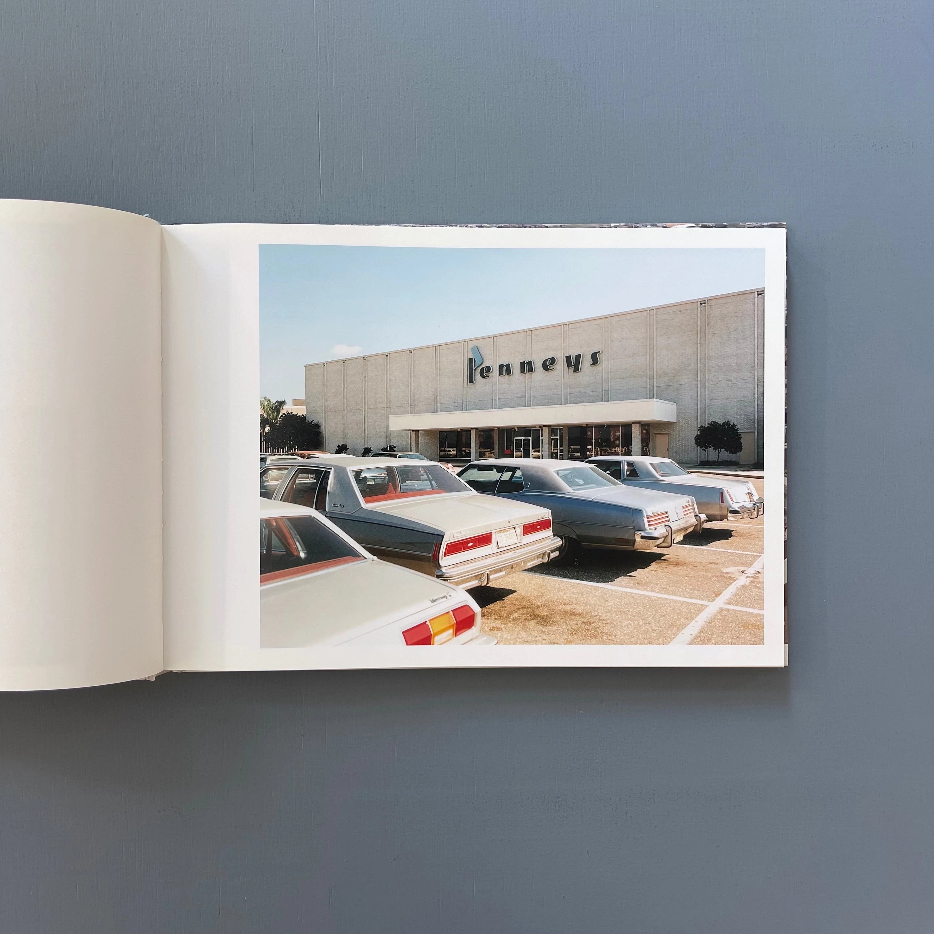 Stephen Shore - Uncommon places - Conrads/Mennour 2002 - Saint