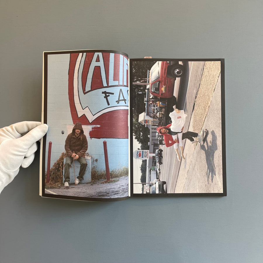 Supreme Book - A/W Vol 4 + Sticker + Tote bag - 2008 - Saint-Martin Bookshop