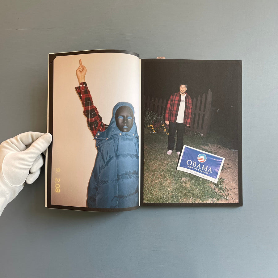 Supreme Book - A/W Vol 4 + Sticker + Tote bag - 2008 - Saint-Martin Bookshop