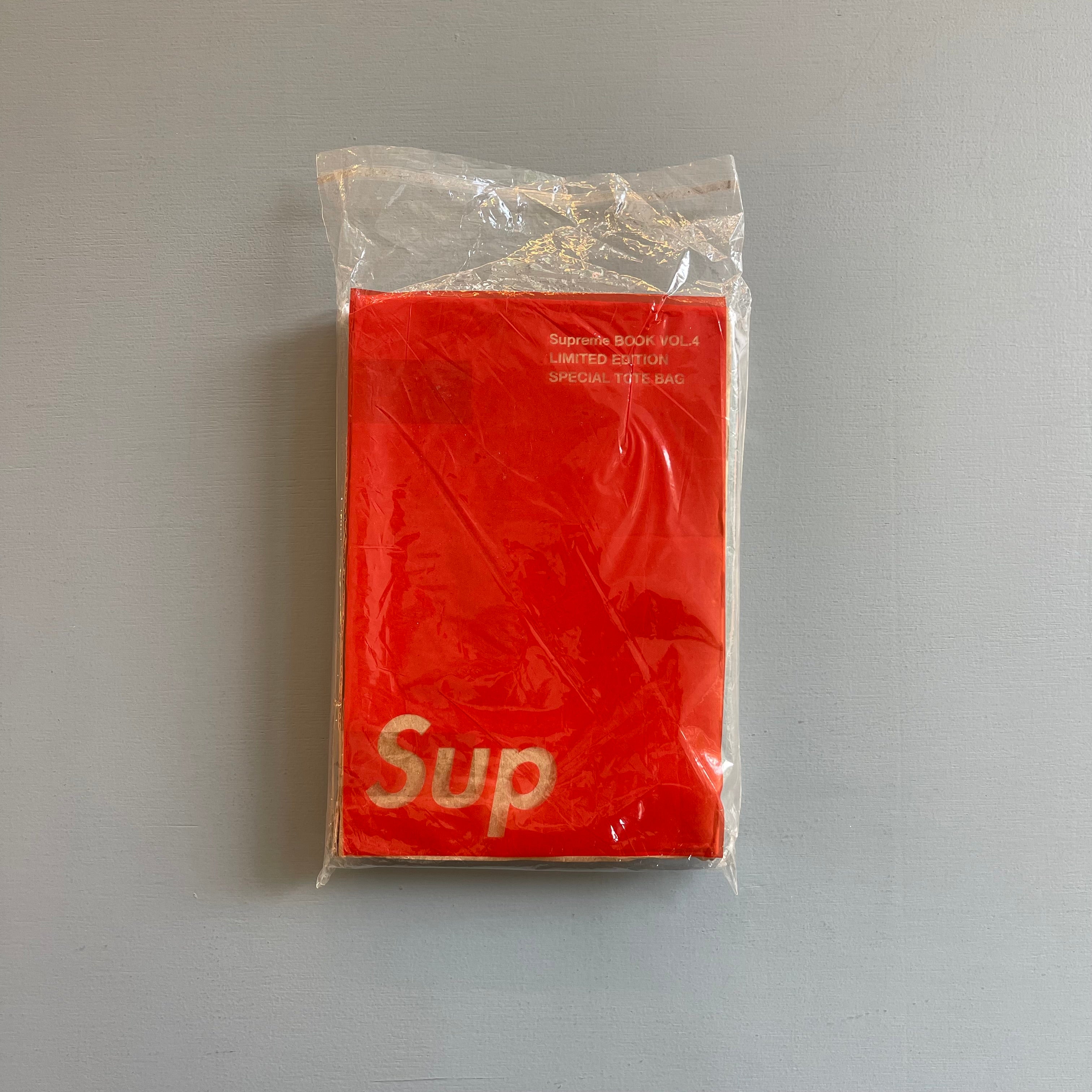 Supreme Book - A/W Vol 4 + Sticker + Tote bag - 2008 - Saint